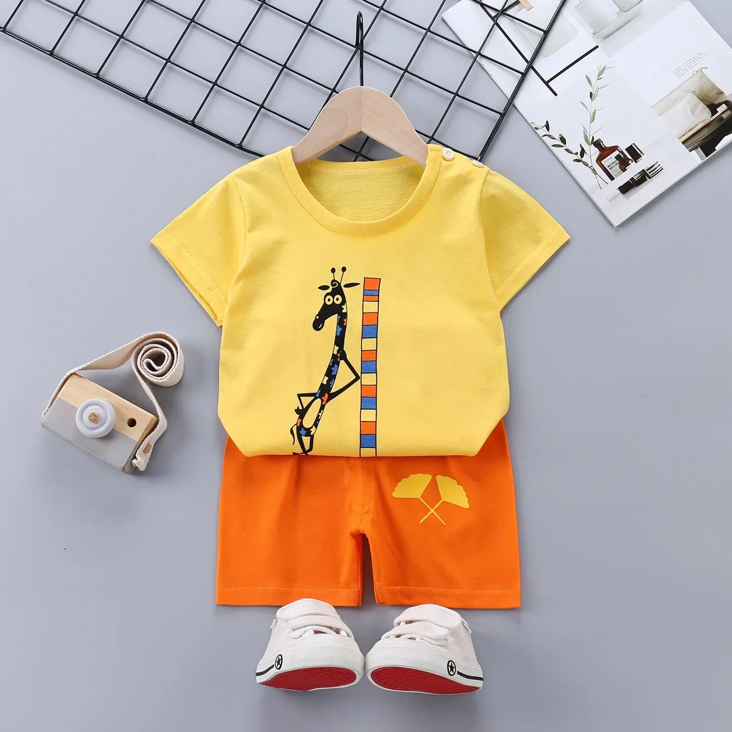 2PCS Children's T-shirt & Shorts Set