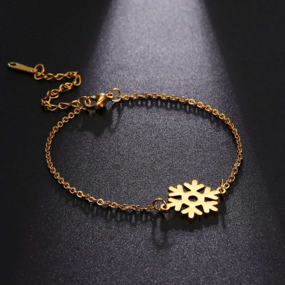 Christmas Snowflake Bracelet - Elegant Festive Accessory