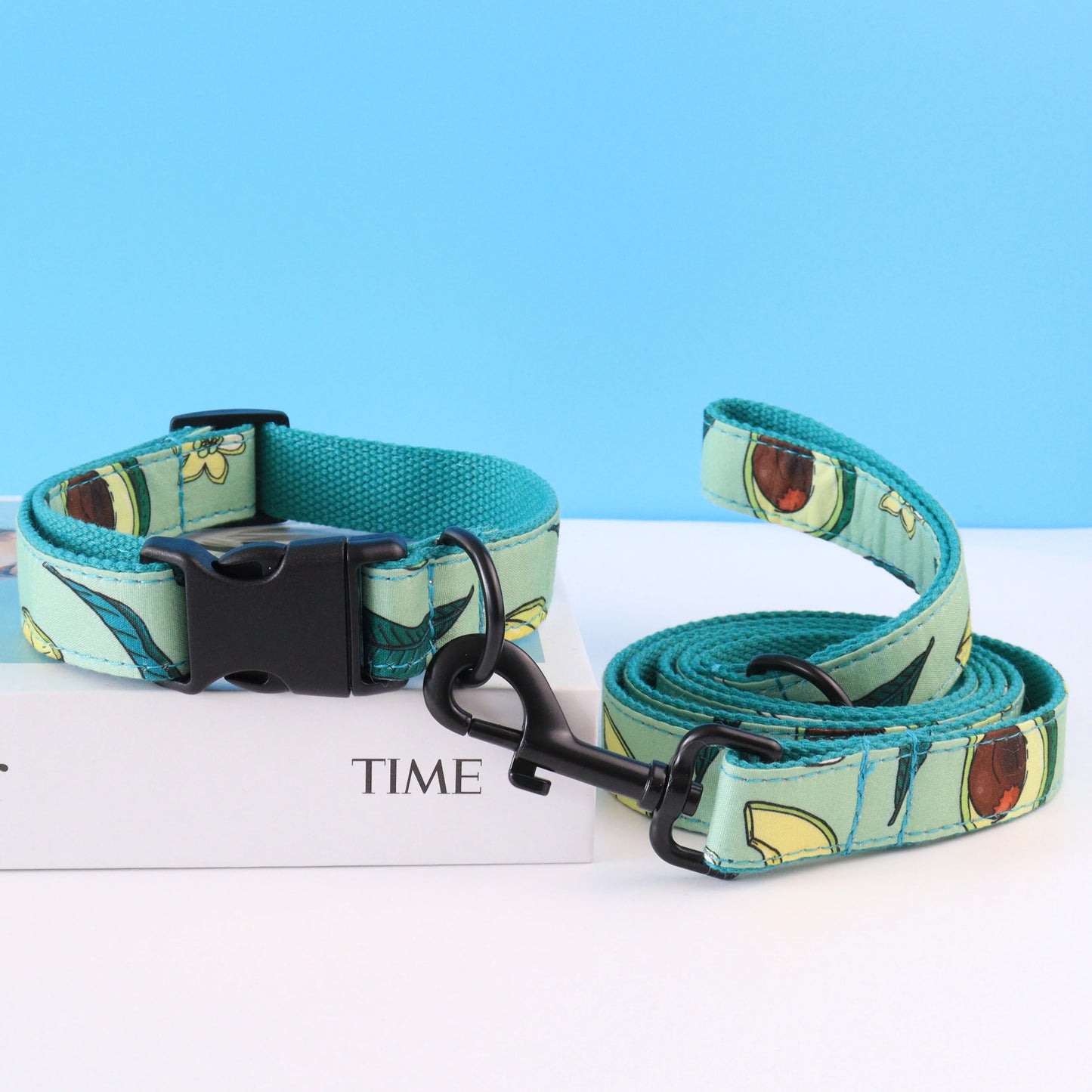 Leopard Green Field Pet Collar Set