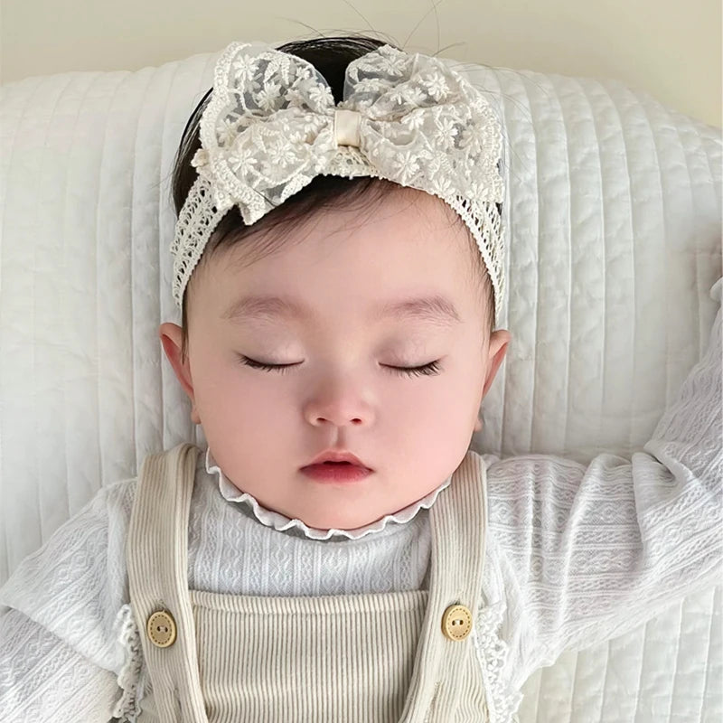 Cute White Lace Baby Headband with Bow