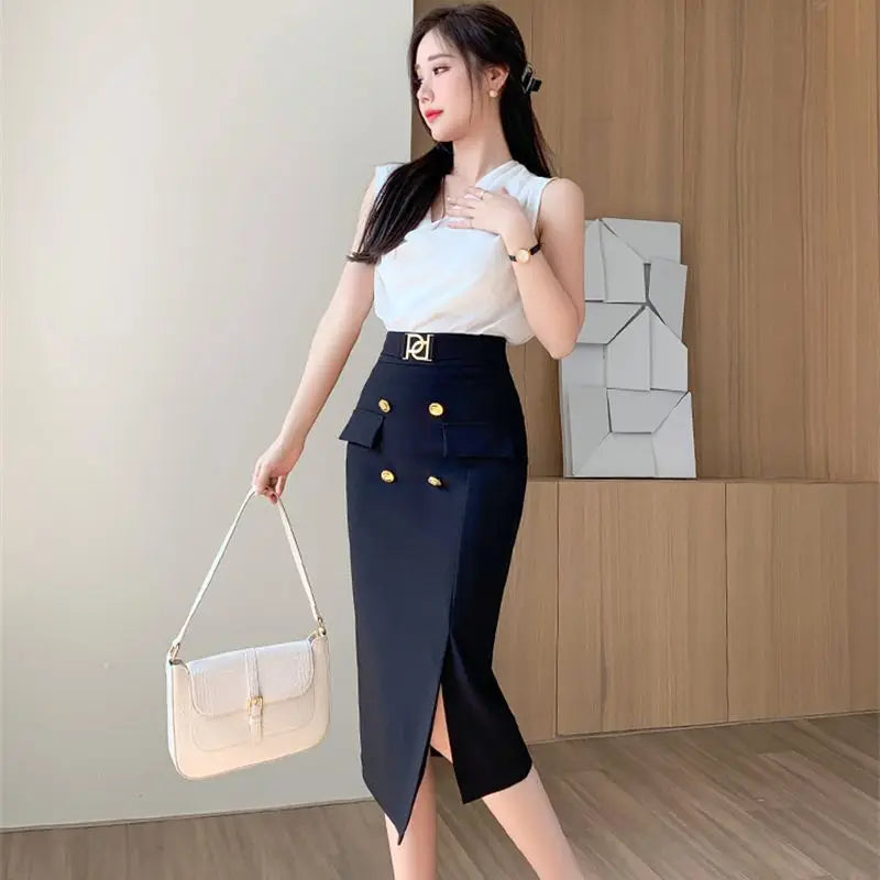 Elegant Women's Pencil Skirt - Slim Fit & Stylish